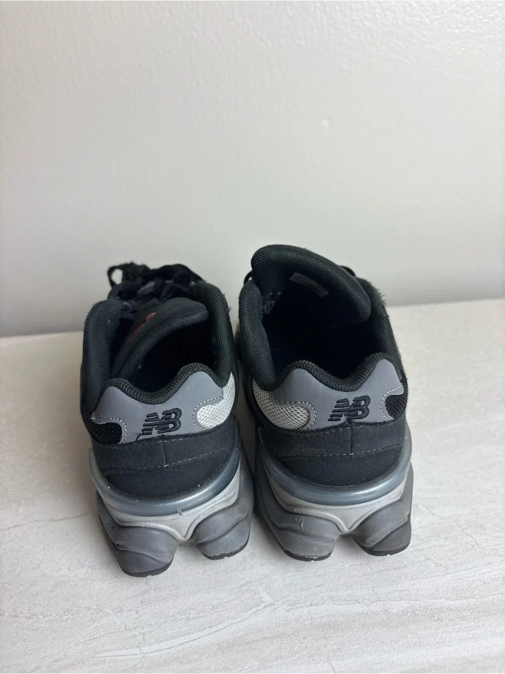 New Balance 9060 Black & Gray boys New Balance-3